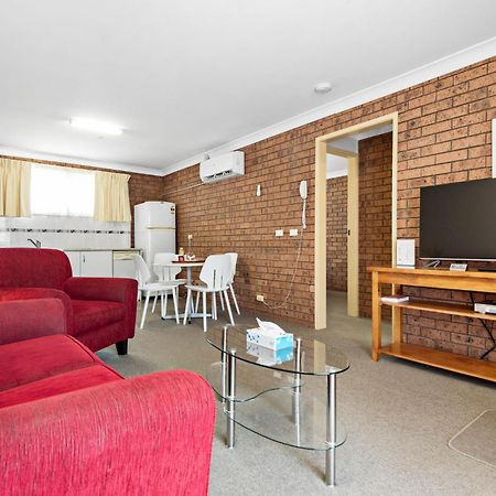 Bomaderry Motor Inn Нора Экстерьер фото