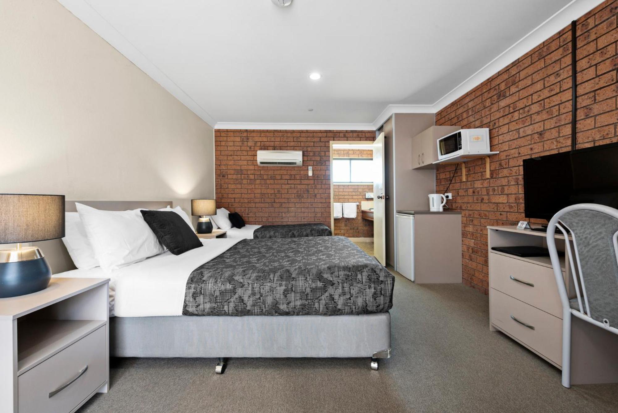 Bomaderry Motor Inn Нора Экстерьер фото
