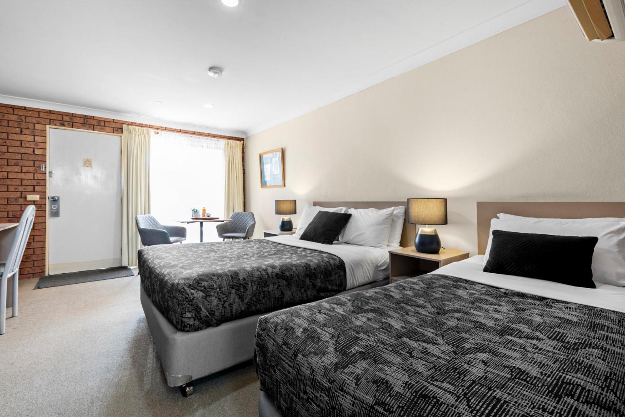 Bomaderry Motor Inn Нора Экстерьер фото