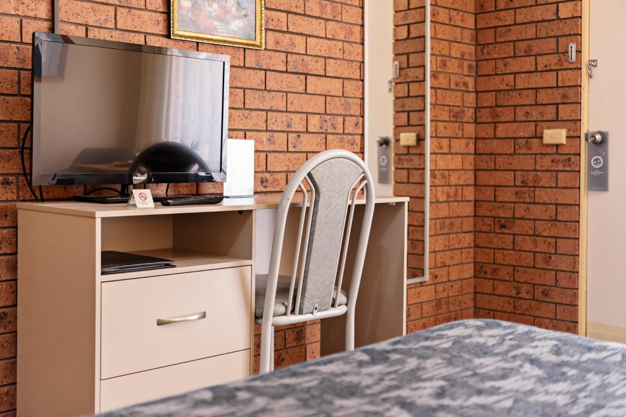 Bomaderry Motor Inn Нора Экстерьер фото