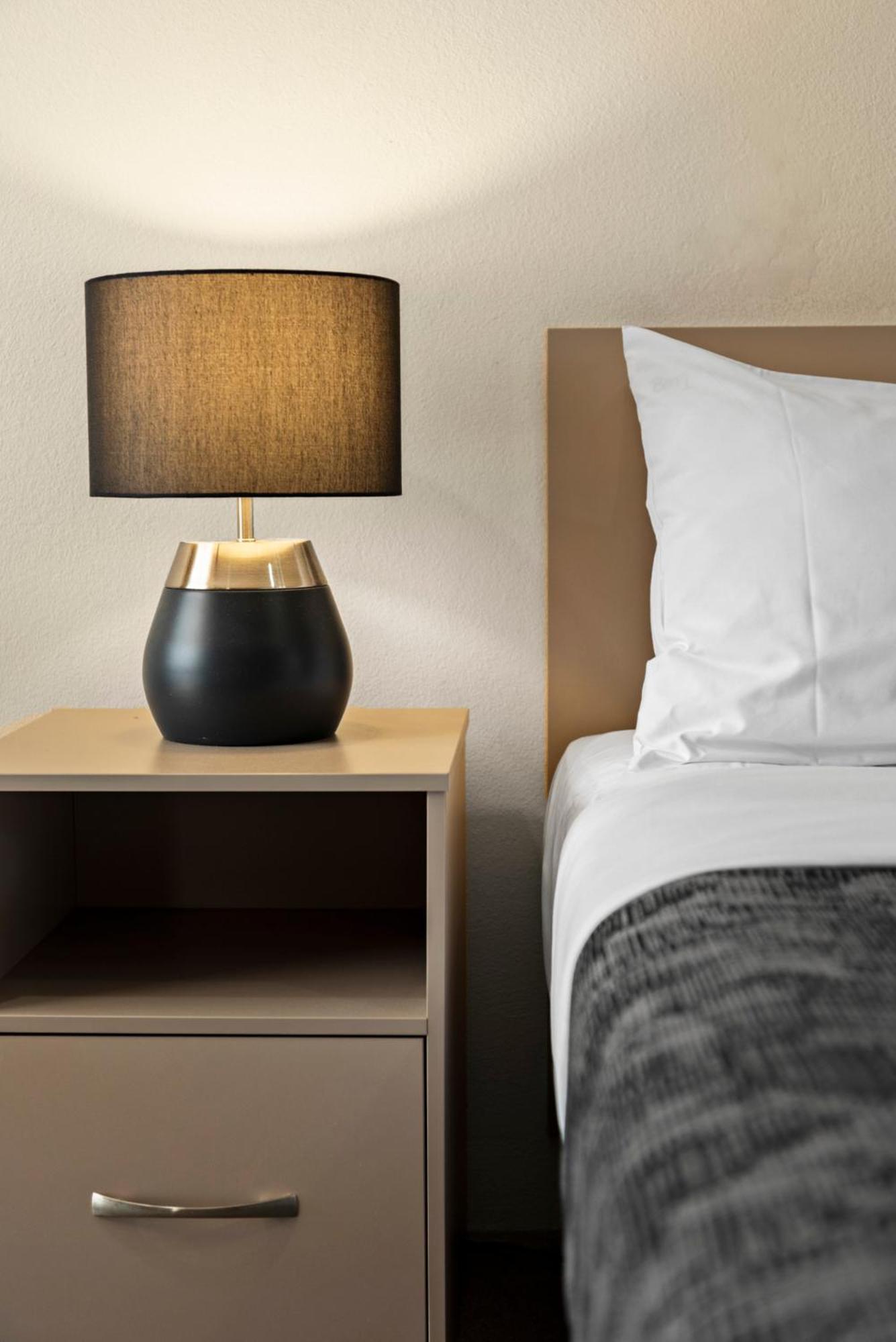 Bomaderry Motor Inn Нора Экстерьер фото
